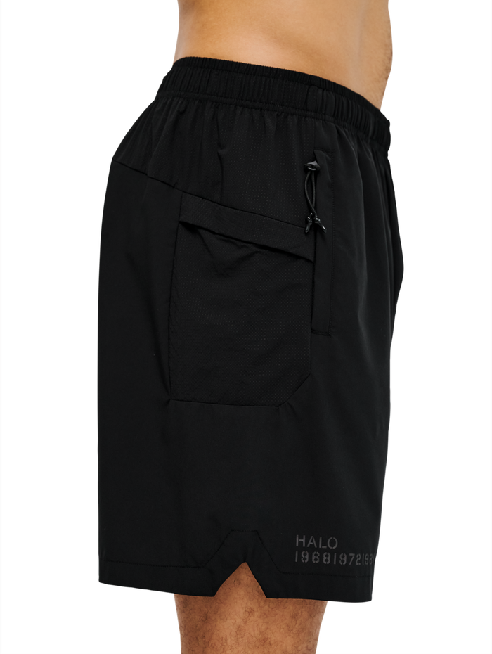 HALO SCOUT SHORTS, BLACK, model