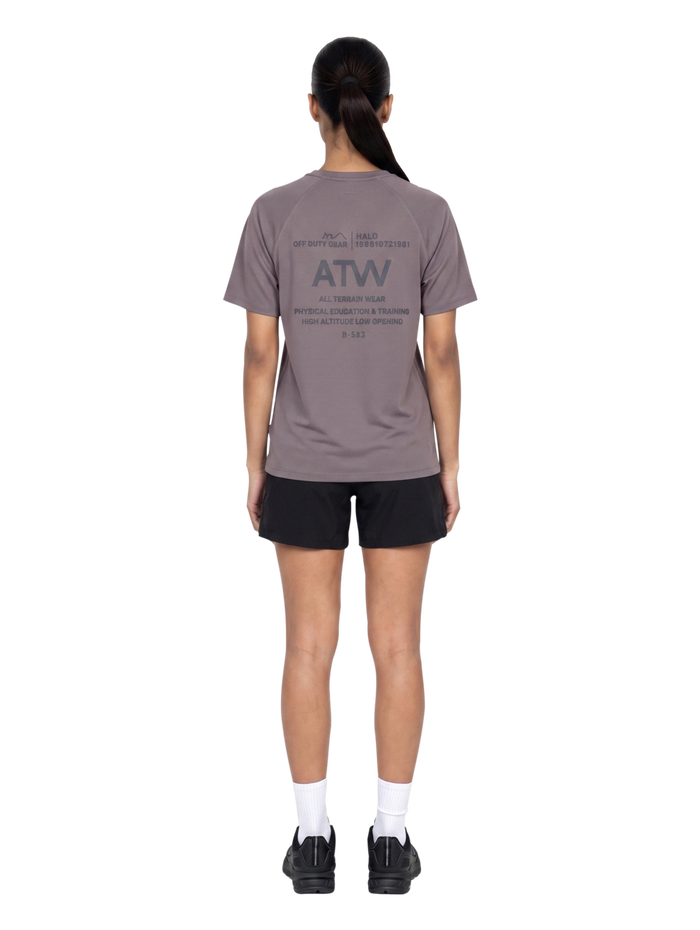 HALO SORONA T-SHIRT, SPARROW, model