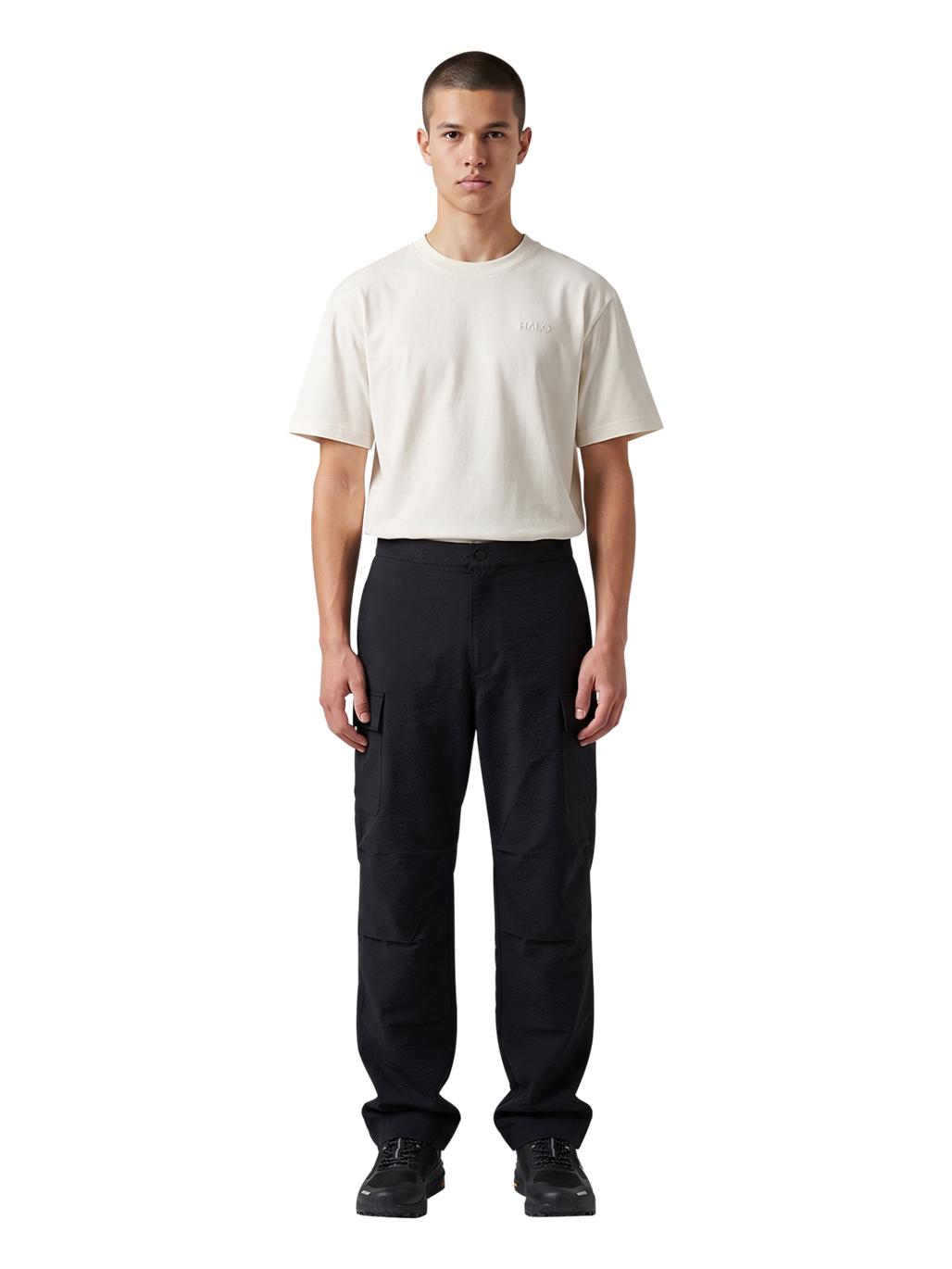 HALO ENHANCED RELAXED PANT, BLACK, model
