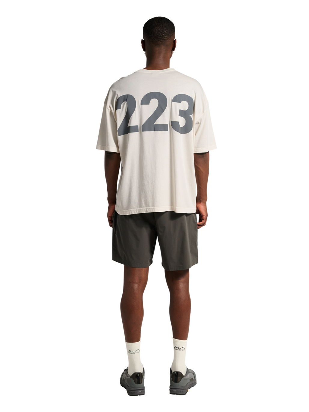 HALO DHOBI BOXY T-SHIRT, MARSHMALLOW, model