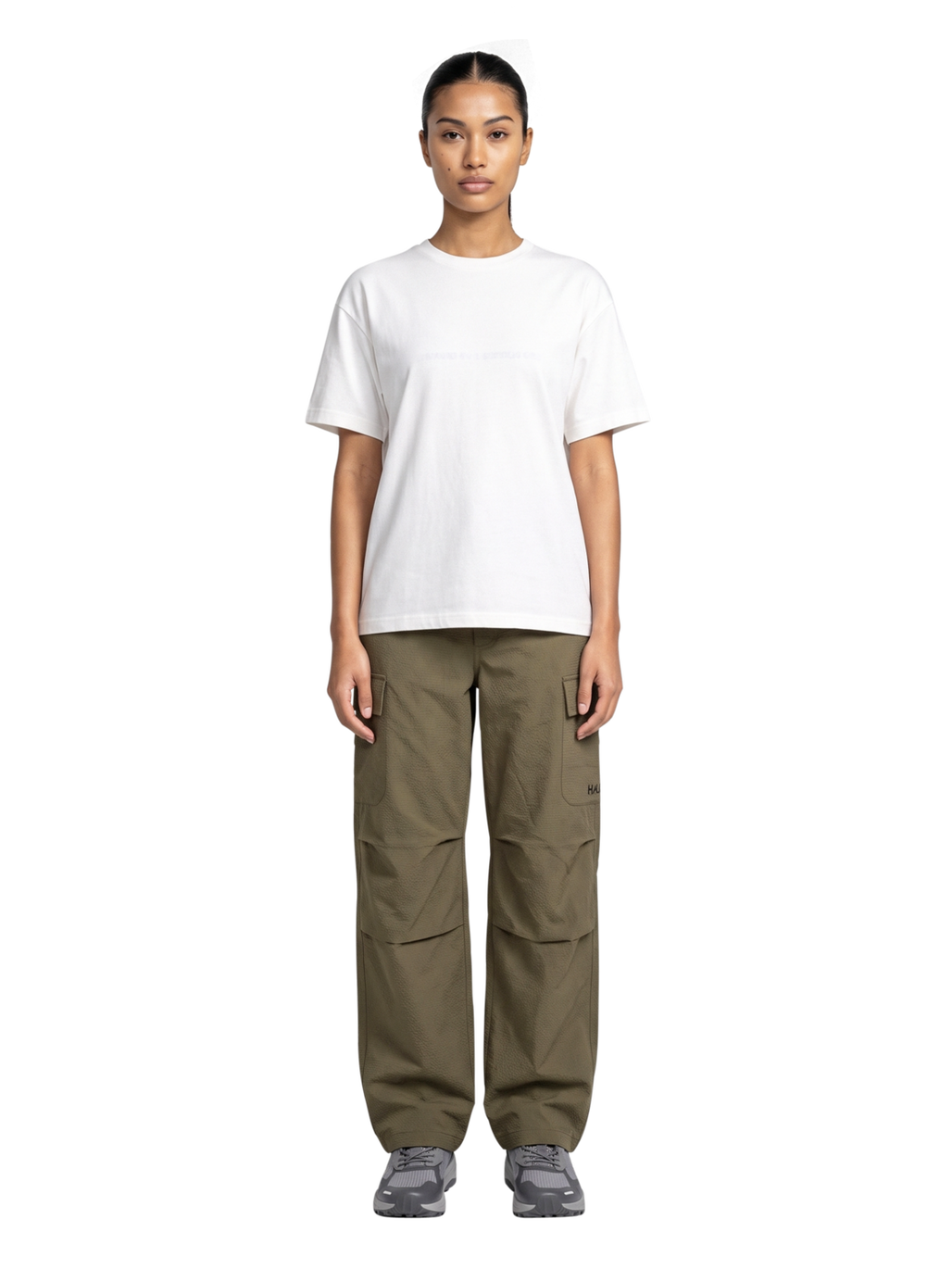 HALO GRAPHIC BOXY T-SHIRT, MARSHMALLOW/WILD LIME, model