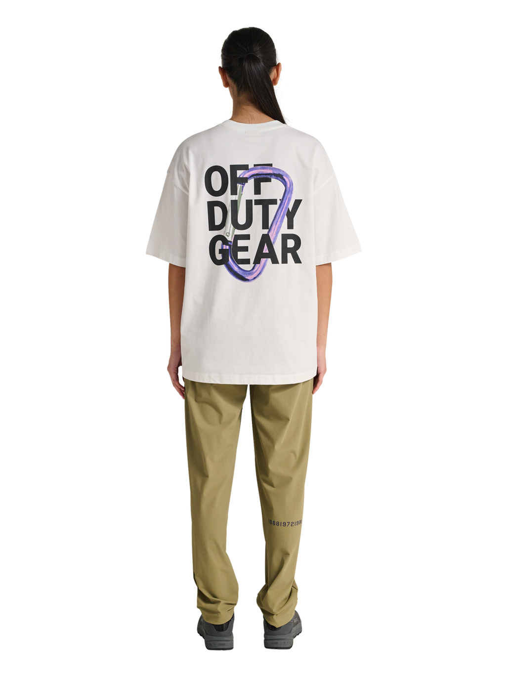 HALO GRAPHIC BOXY T-SHIRT, MARSHMALLOW/SILVER/ASTRAL AURA, model