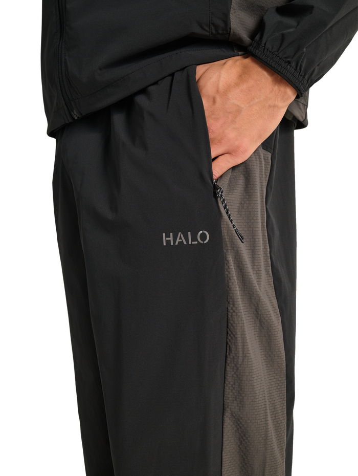 HALO DIVISION PANTS, BLACK, model