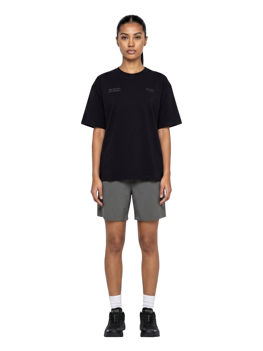 HALO GRAPHIC BOXY T-SHIRT, BLACK/RAVEN, model