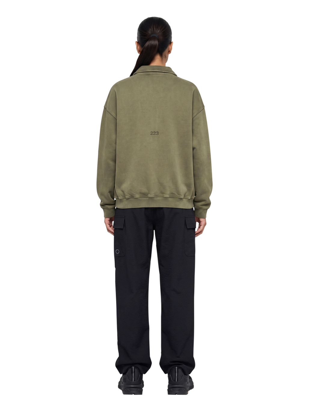 HALO BOXY POLO SWEAT, CAPERS, model