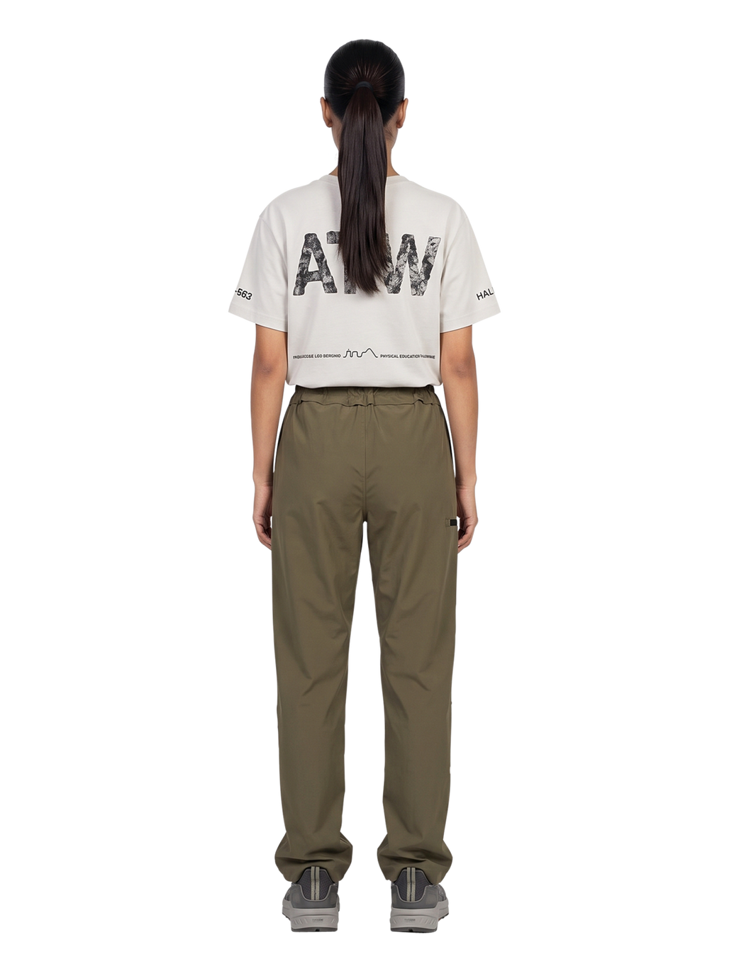 HALO TACTICAL PANTS, CAPERS, model