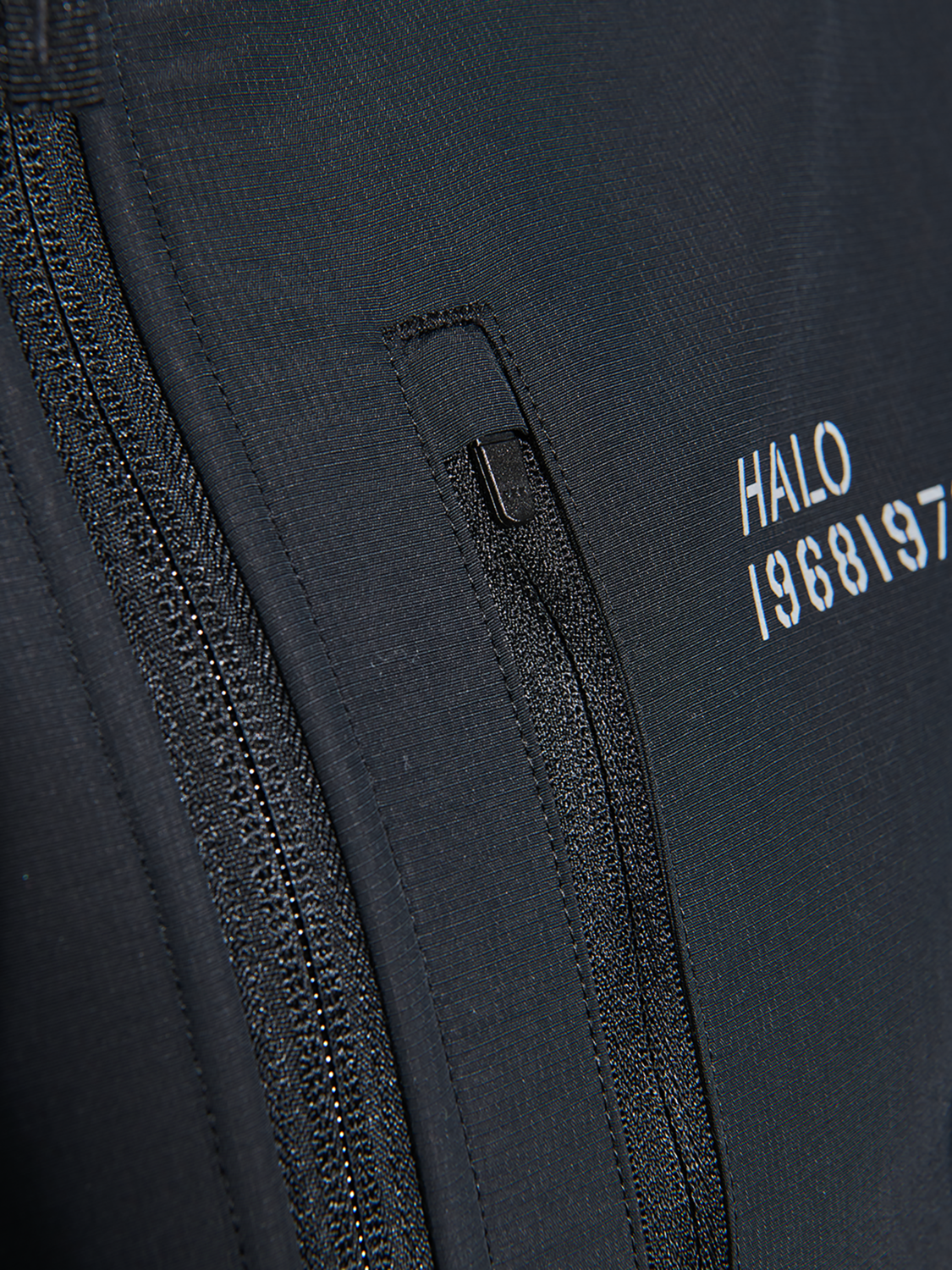 HALO BLOCKED ZIP FLEECE, OYSTER GRAY, packshot