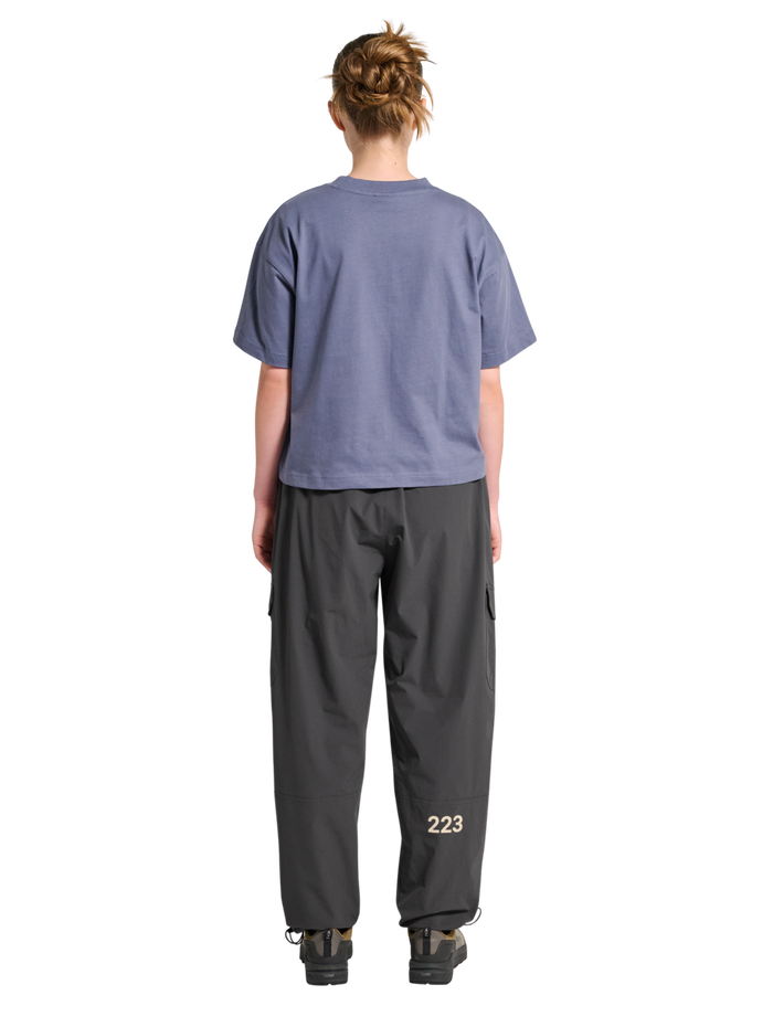 HALO TRAIL PANTS, ASPHALT, model