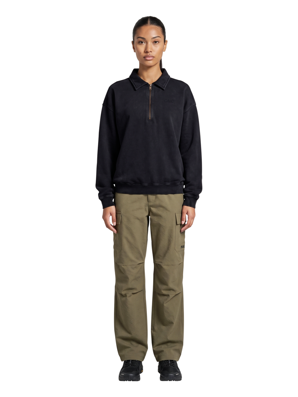 HALO BOXY POLO SWEAT, BLACK, model