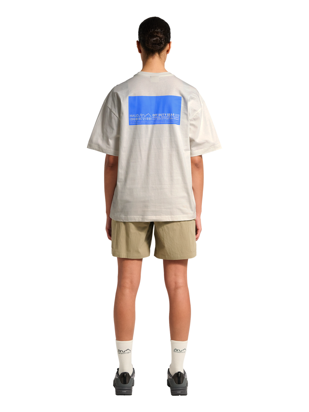 HALO GRAPHIC BOXY T-SHIRT, MARSHMALLOW/PALACE BLUE, model