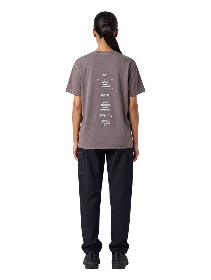 HALO GRAPHIC T-SHIRT, SPARROW, model
