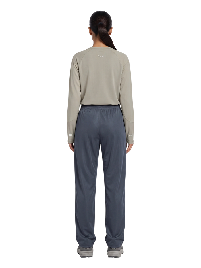 HALO TECH PANTS, TURBULENCE, model