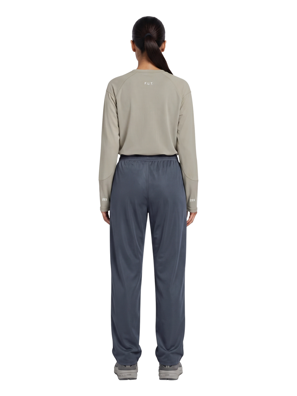 HALO TECH PANTS, TURBULENCE, model