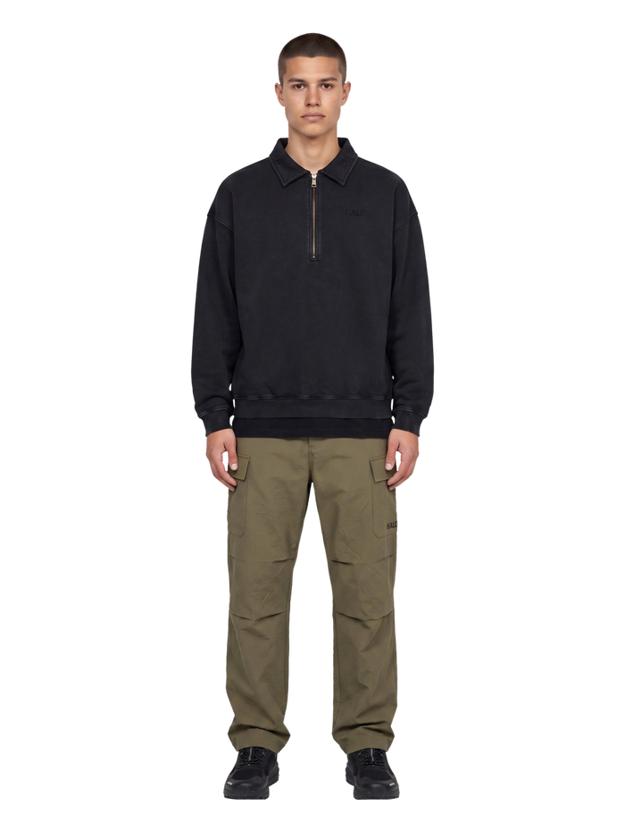 HALO BOXY POLO SWEAT, BLACK, model