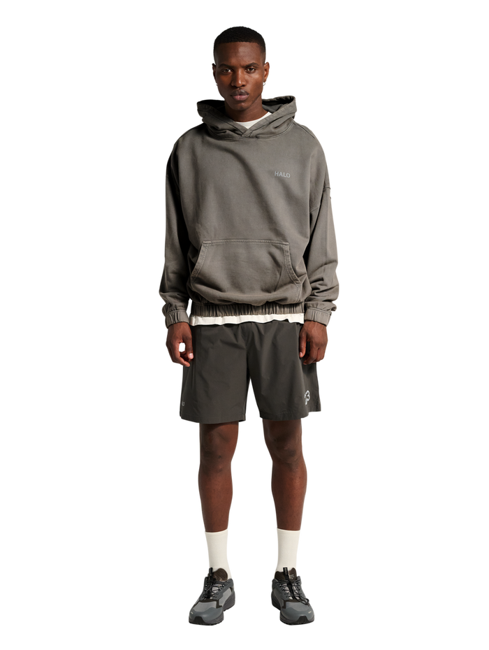 HALO DHOBI BOXY HOODIE, GUNMETAL, model