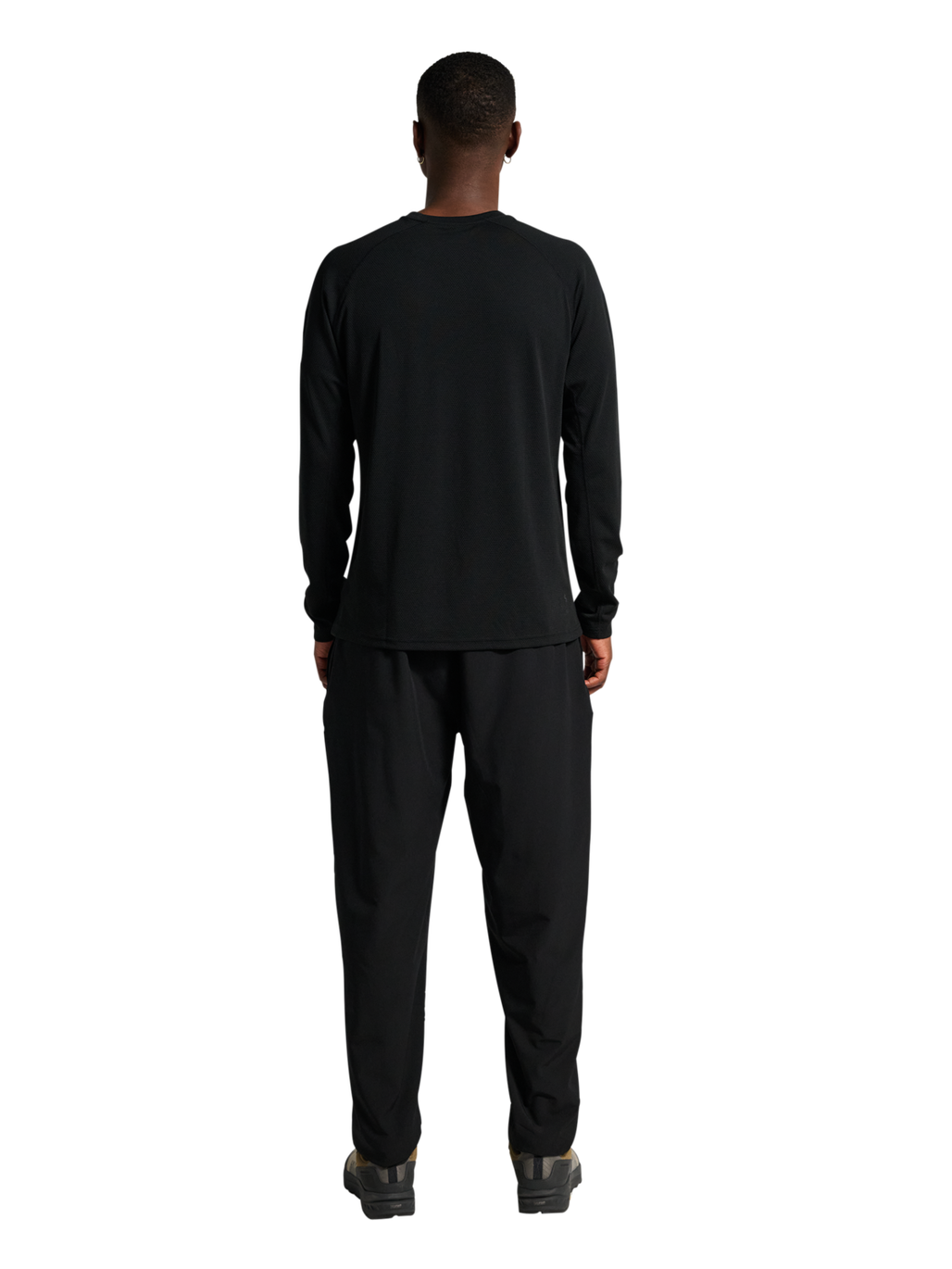 HALO TECH PANTS, BLACK, model