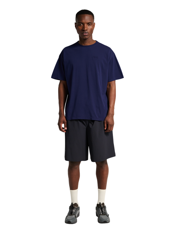 HALO LOGO T-SHIRT 2.0, ASTRAL AURA, model