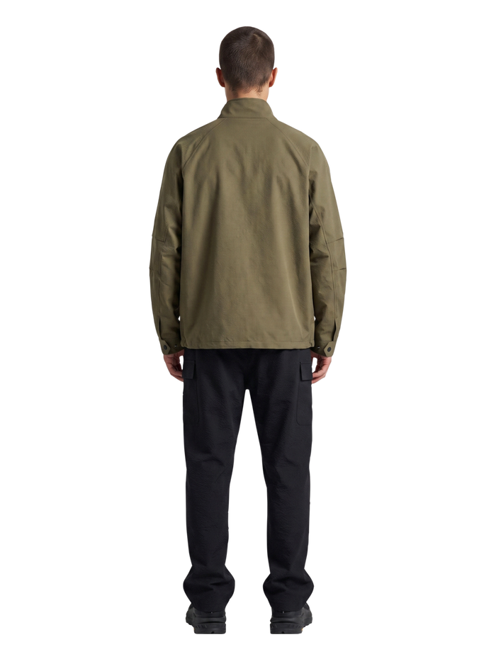 HALO ENHANCED JACKET, CAPERS, model